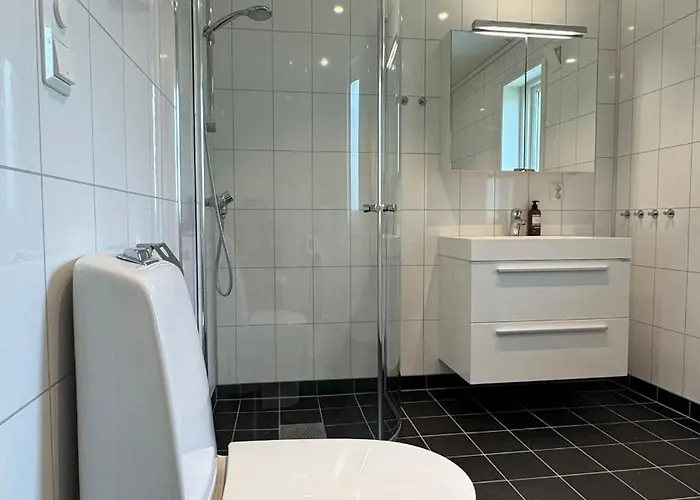 Dom wakacyjny By The With 3 Bedrooms *